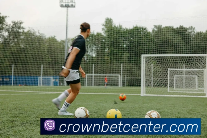 皇冠体育APP 封面图